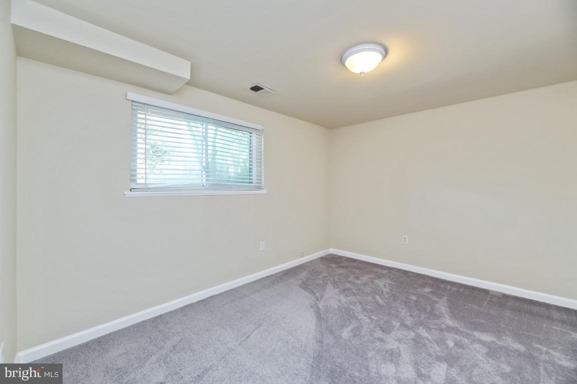 OWEN BROWN ESTATES - Residential Lease