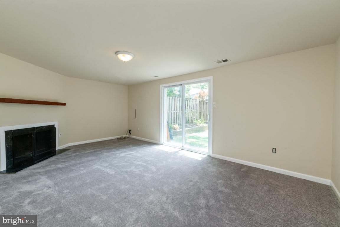 OWEN BROWN ESTATES - Residential Lease