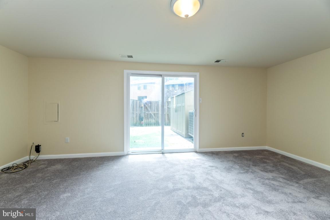 OWEN BROWN ESTATES - Residential Lease