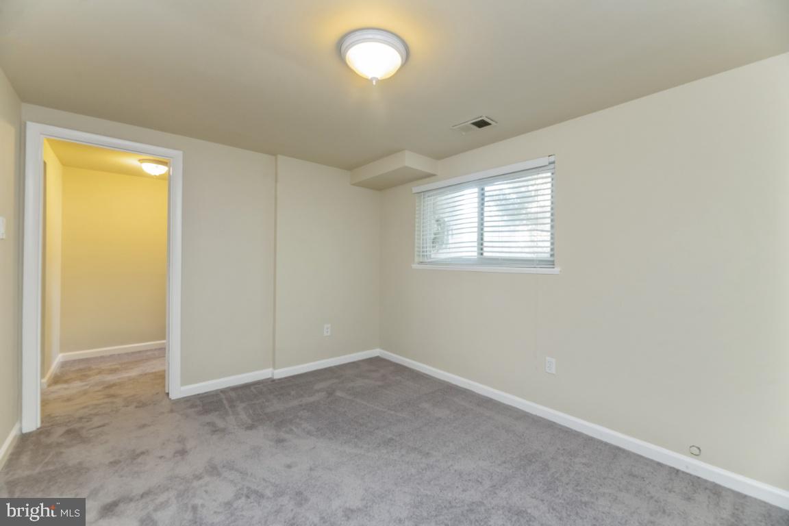 OWEN BROWN ESTATES - Residential Lease