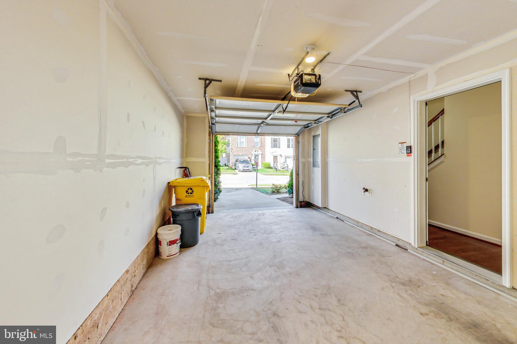 TANYARD SPRINGS - Residential