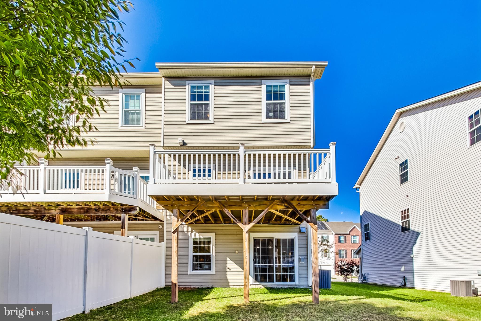 TANYARD SPRINGS - Residential