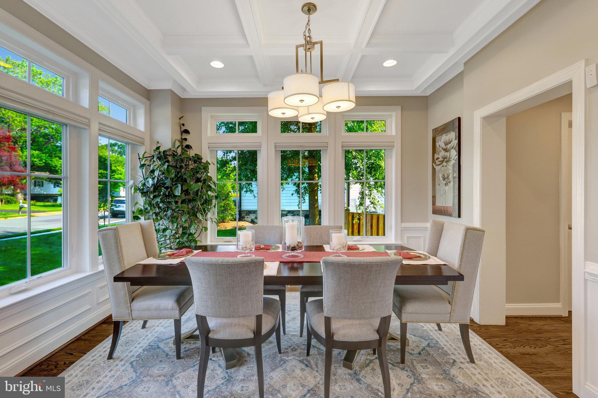 JADE MANOR - Residential