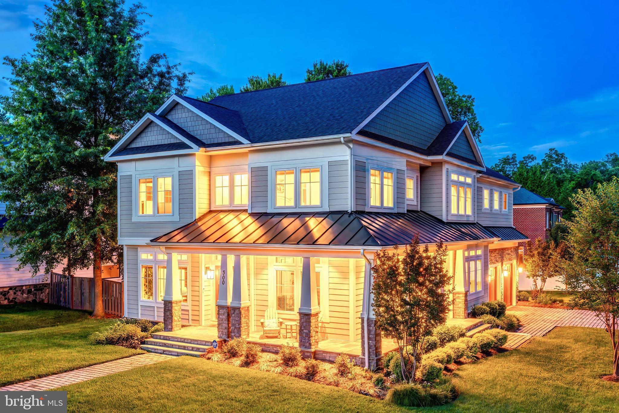 JADE MANOR - Residential