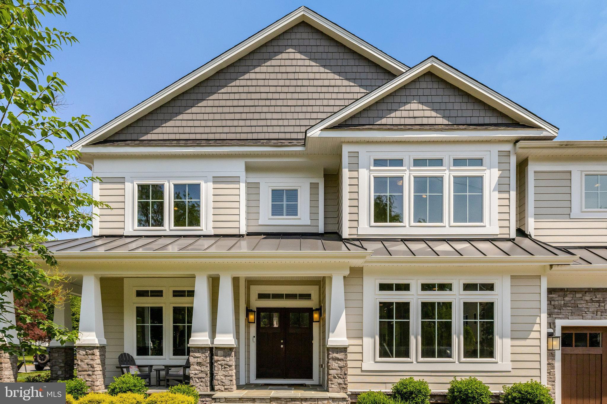 JADE MANOR - Residential