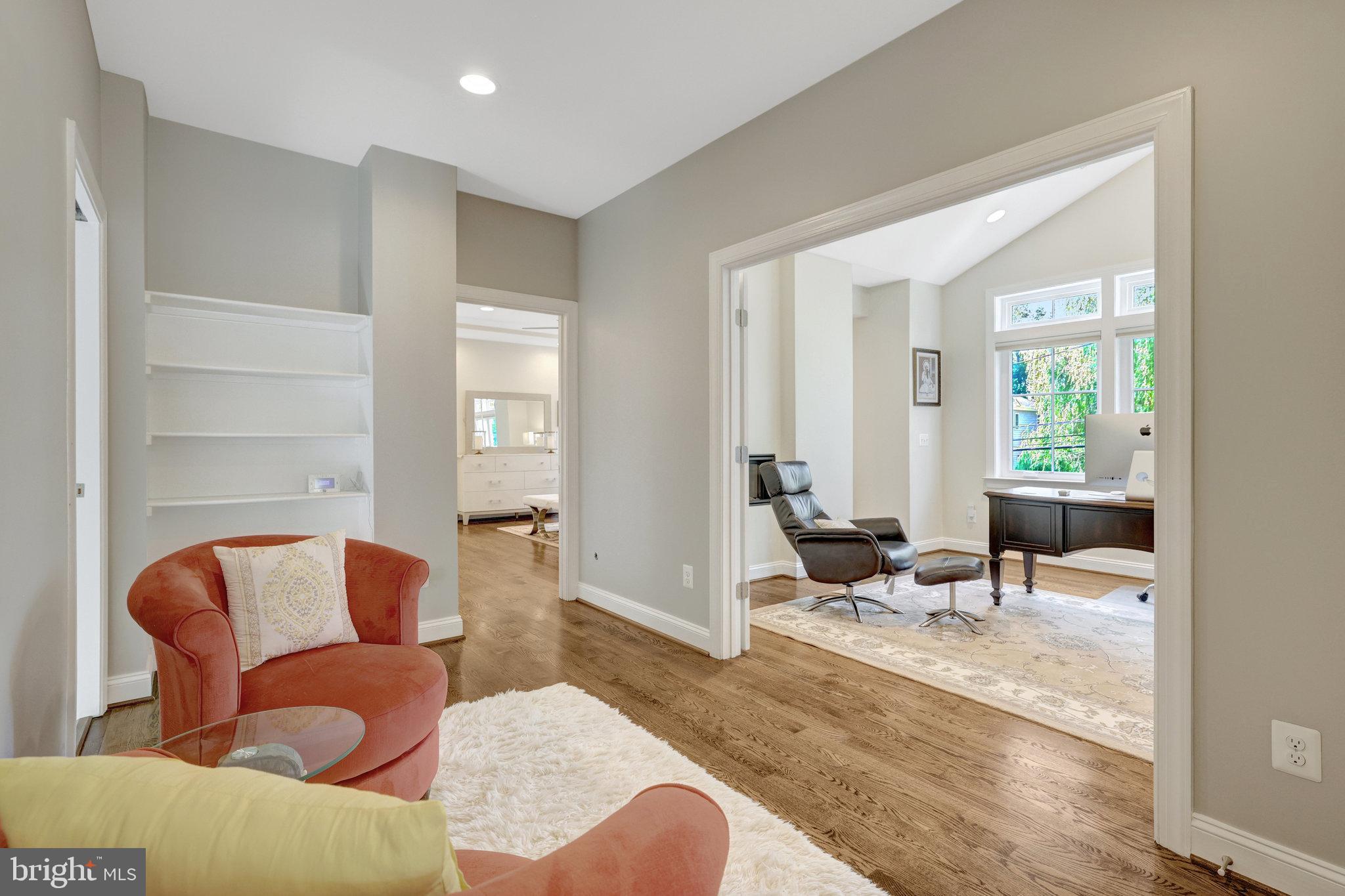 JADE MANOR - Residential