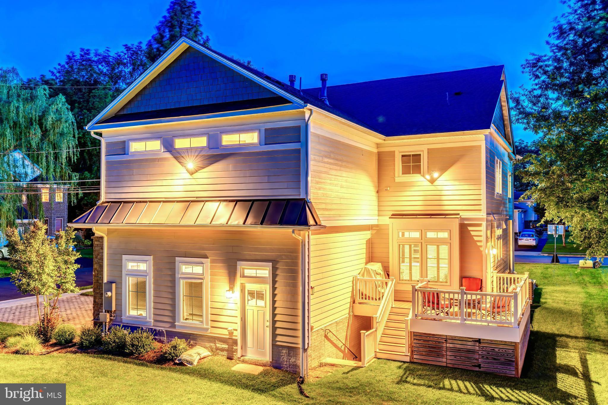 JADE MANOR - Residential