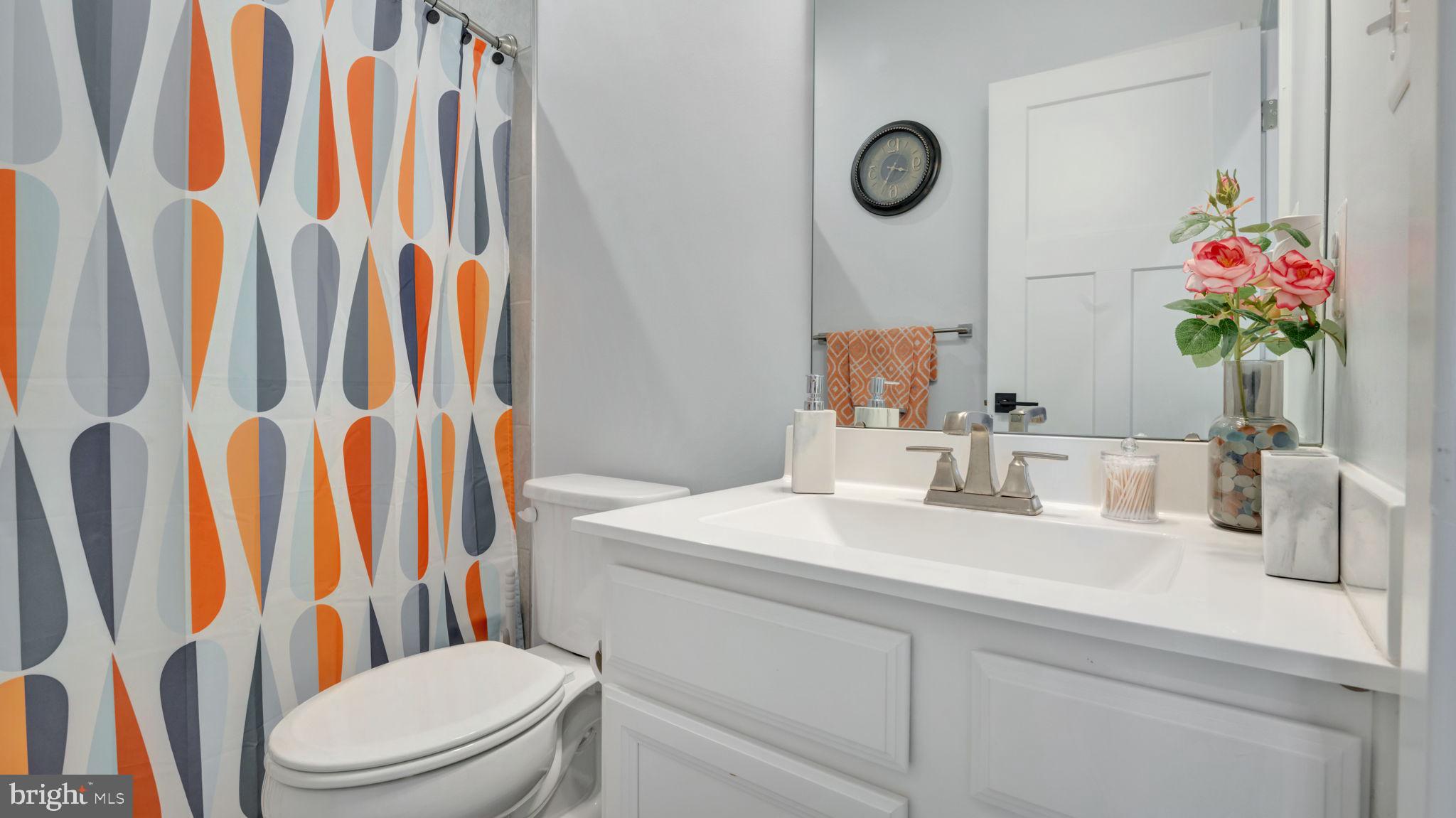 TIMOTHY BRANCH TOWNS - Residential Lease