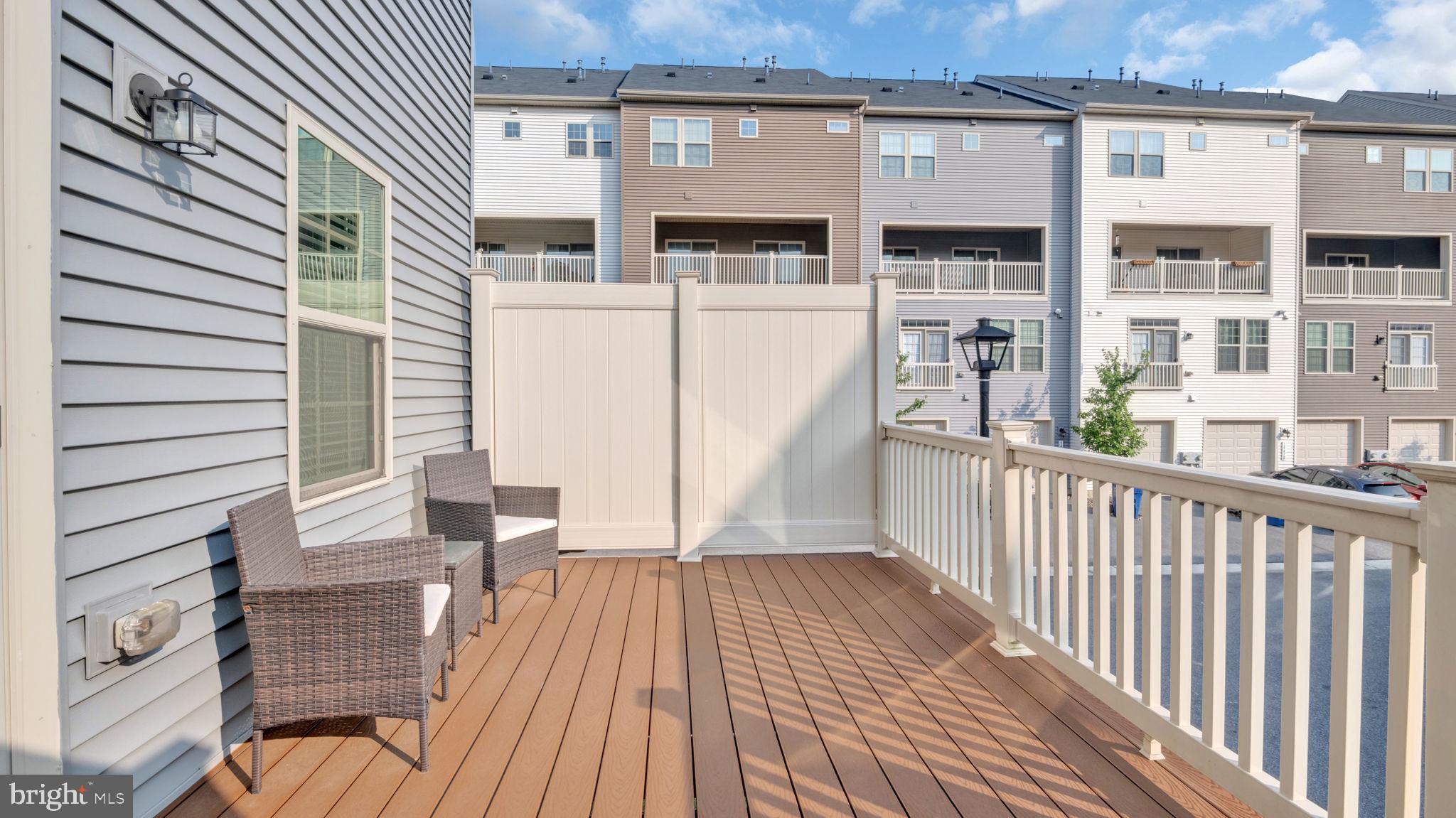 TIMOTHY BRANCH TOWNS - Residential Lease