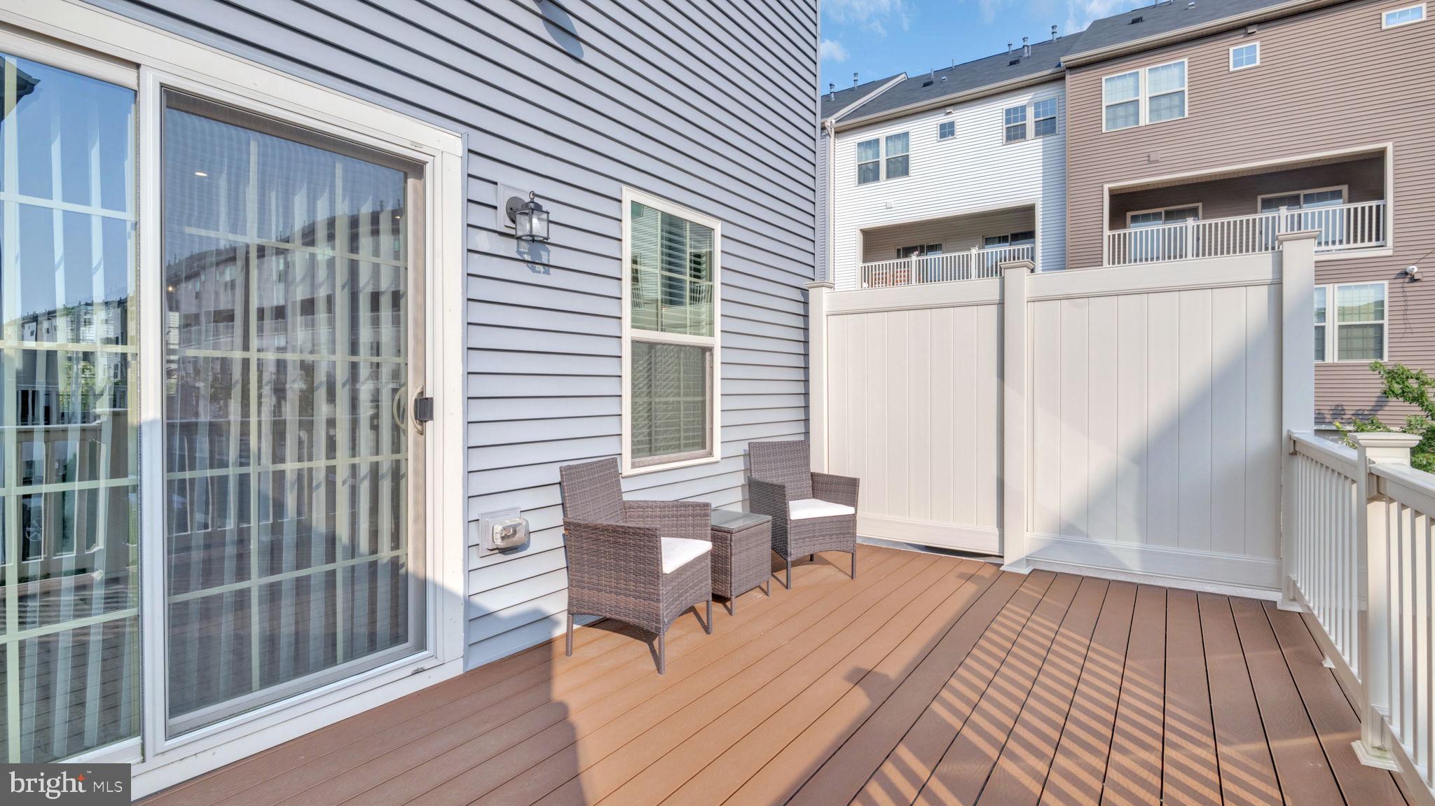 TIMOTHY BRANCH TOWNS - Residential Lease