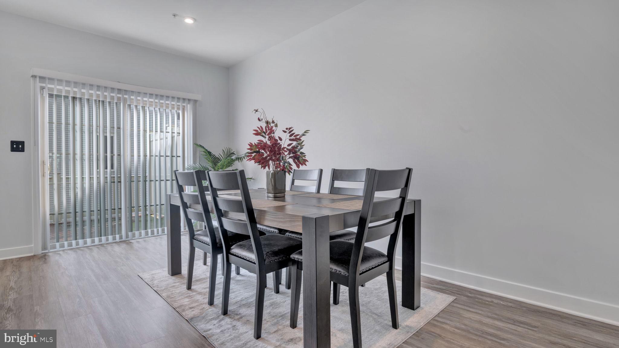 TIMOTHY BRANCH TOWNS - Residential Lease