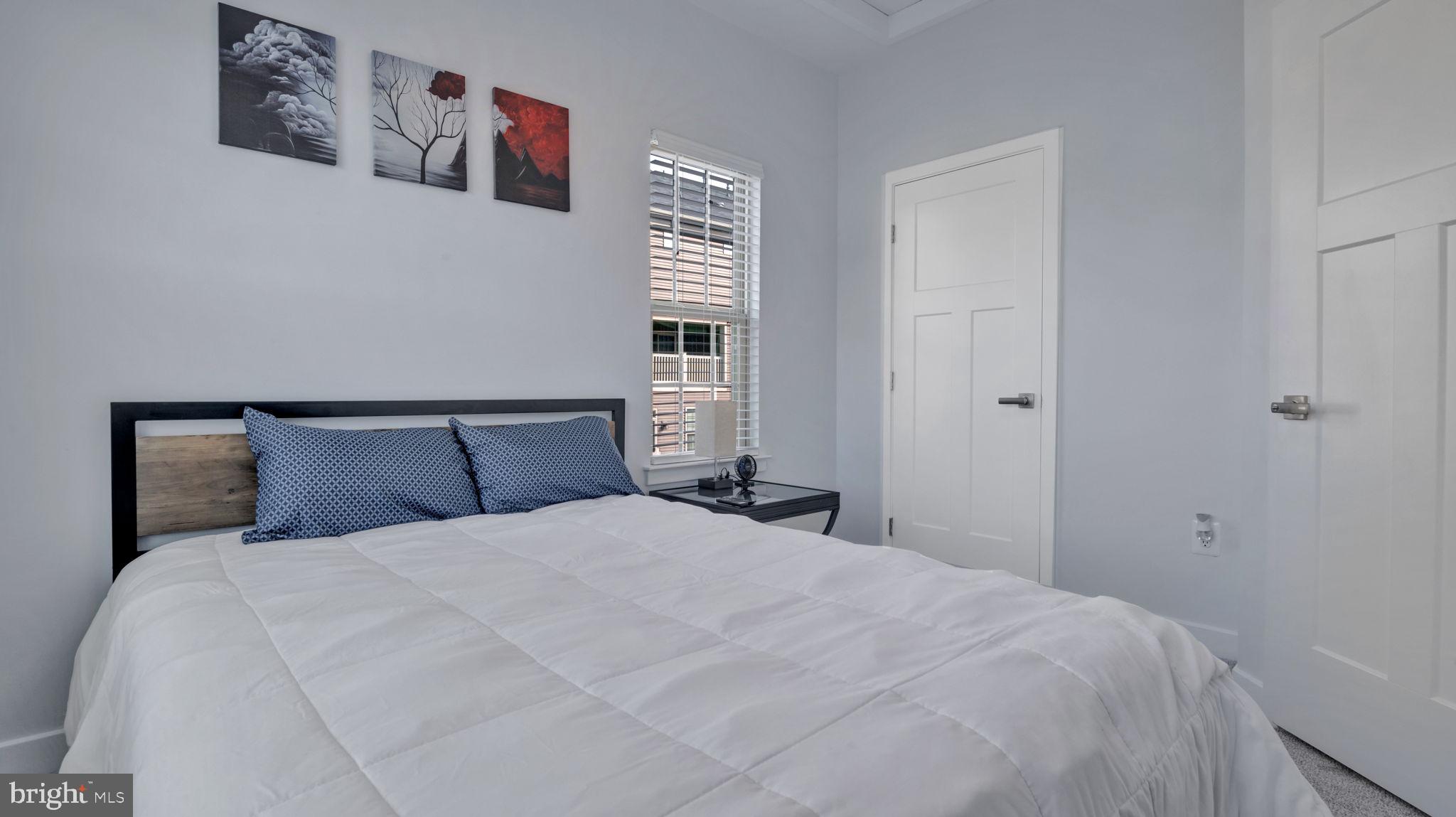 TIMOTHY BRANCH TOWNS - Residential Lease