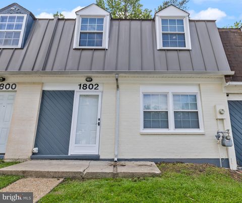 1802 VILLAGE GREEN D-97 LANDOVER MD 20785