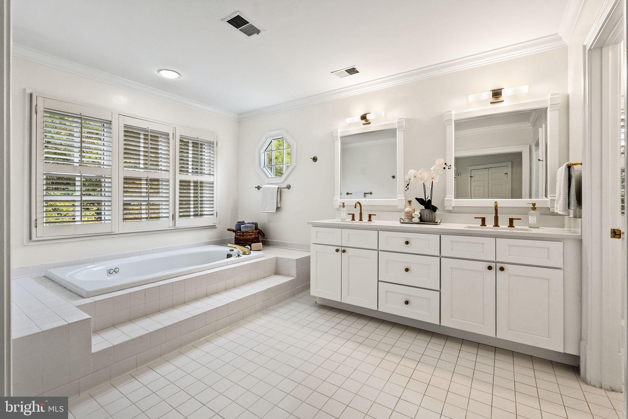 JEFFERSON PARK - Residential