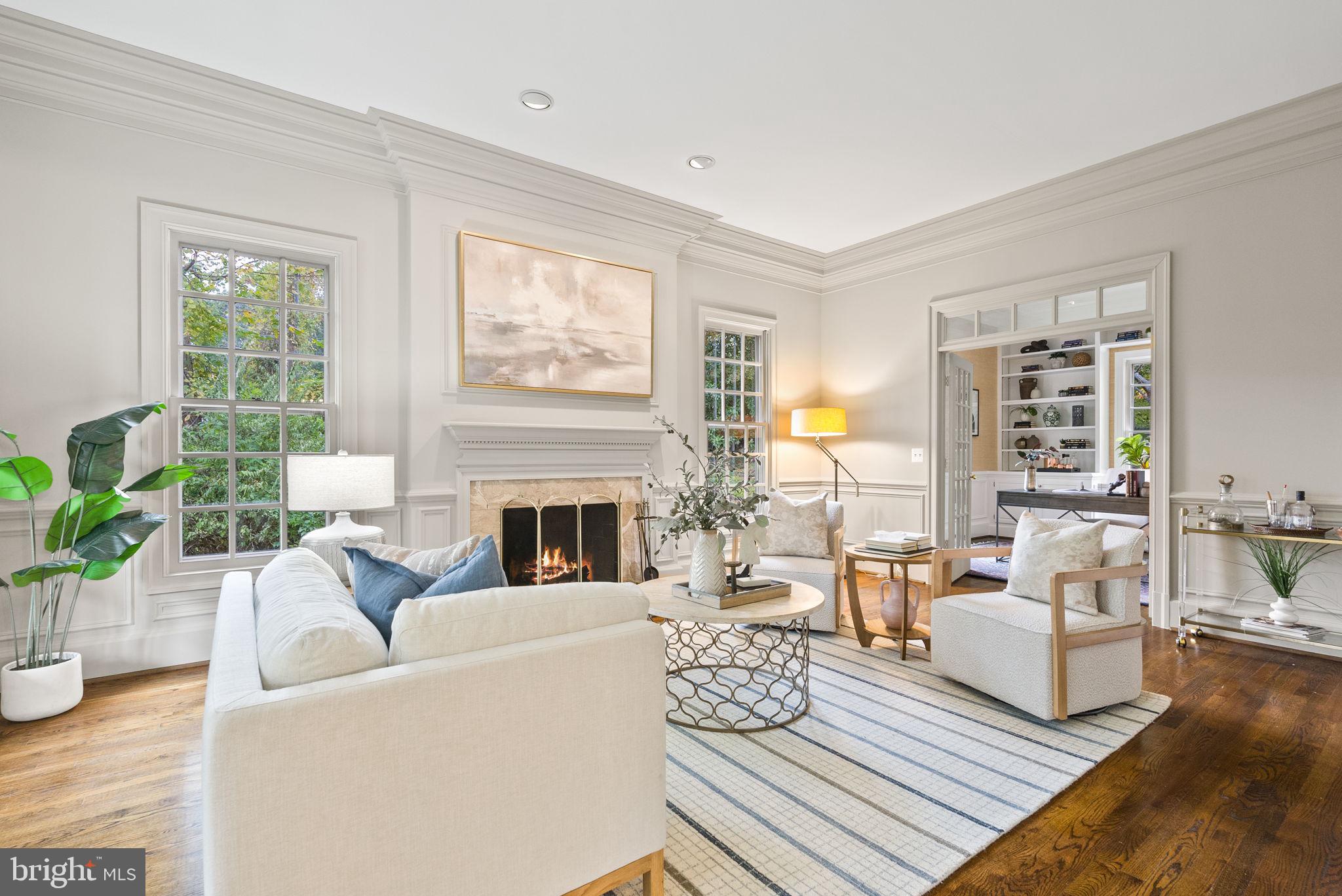 215 WOODLAND TERRACE A