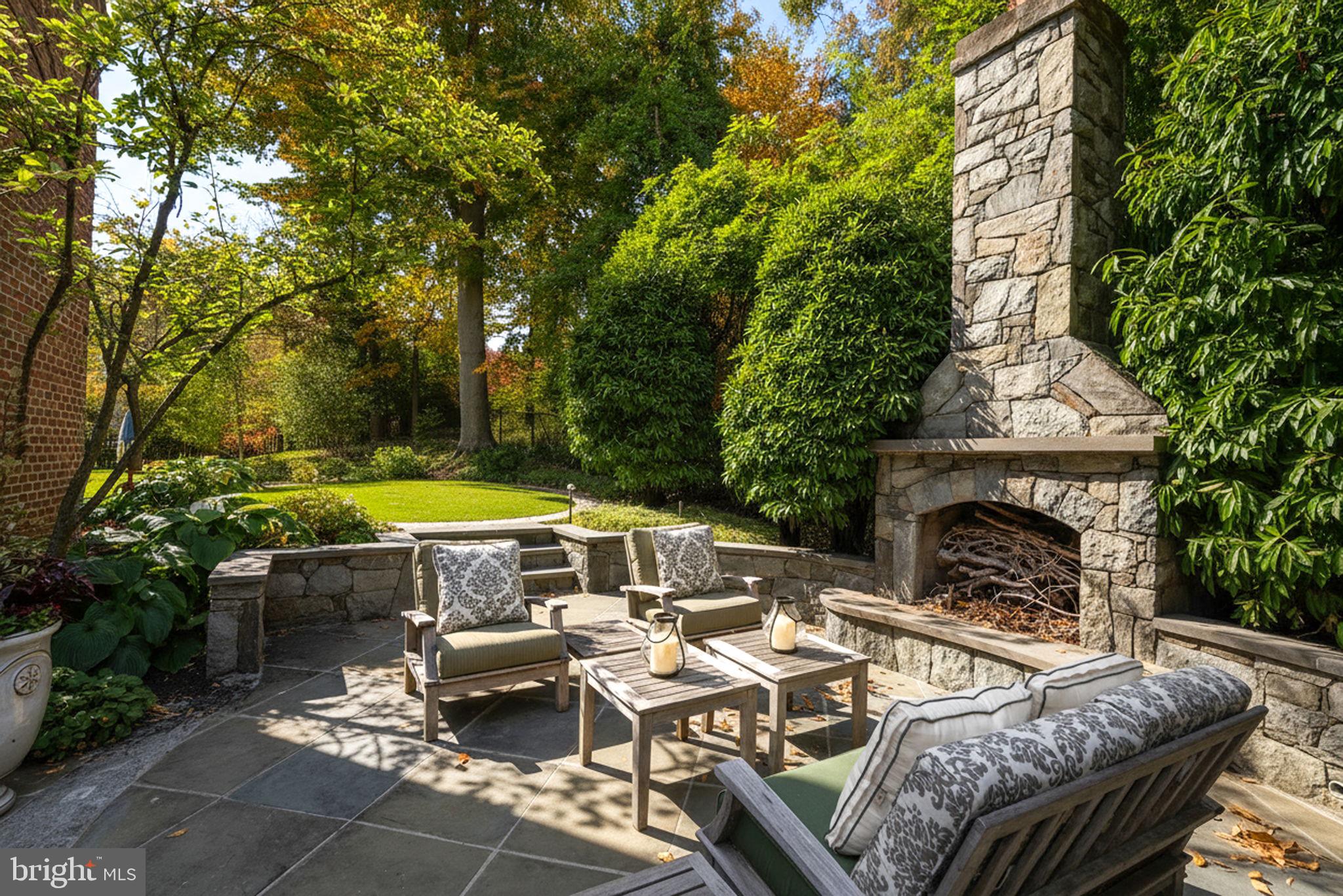 JEFFERSON PARK - Residential