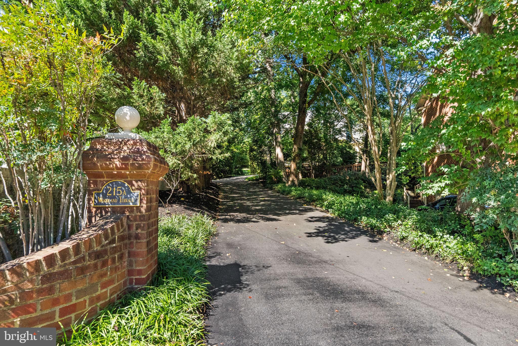 JEFFERSON PARK - Residential