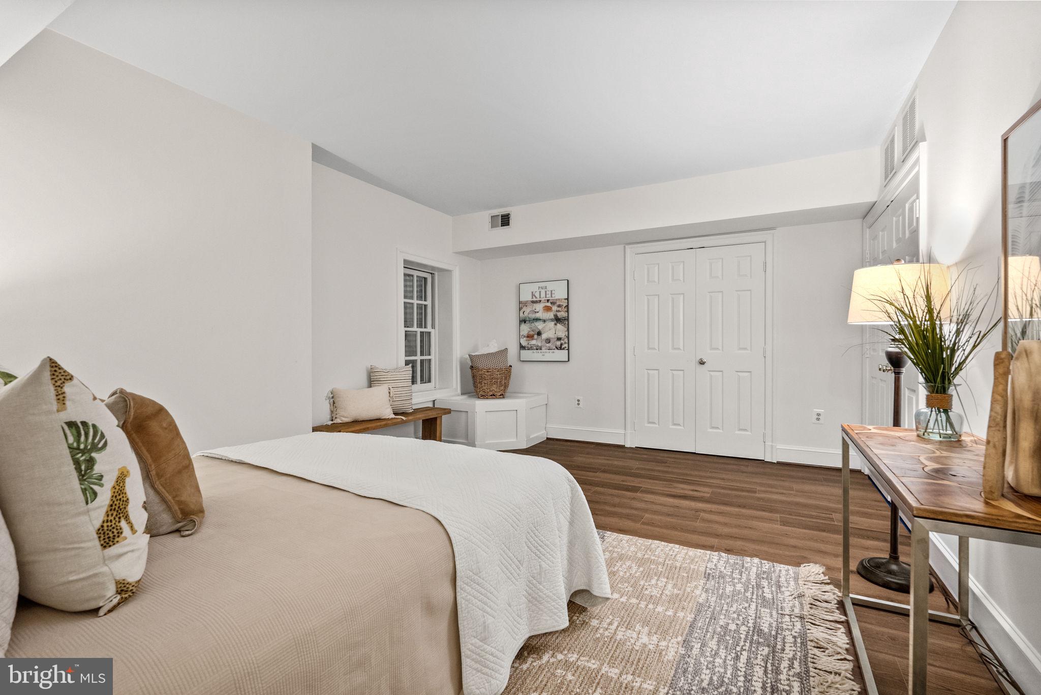 JEFFERSON PARK - Residential