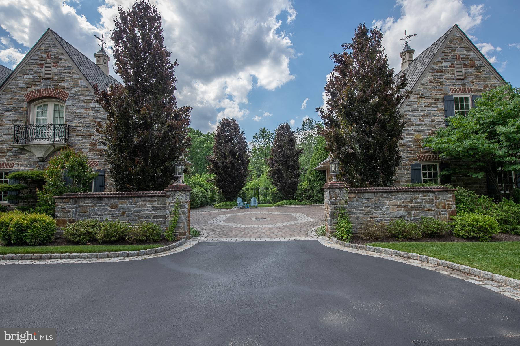 WINFIELD - Residential