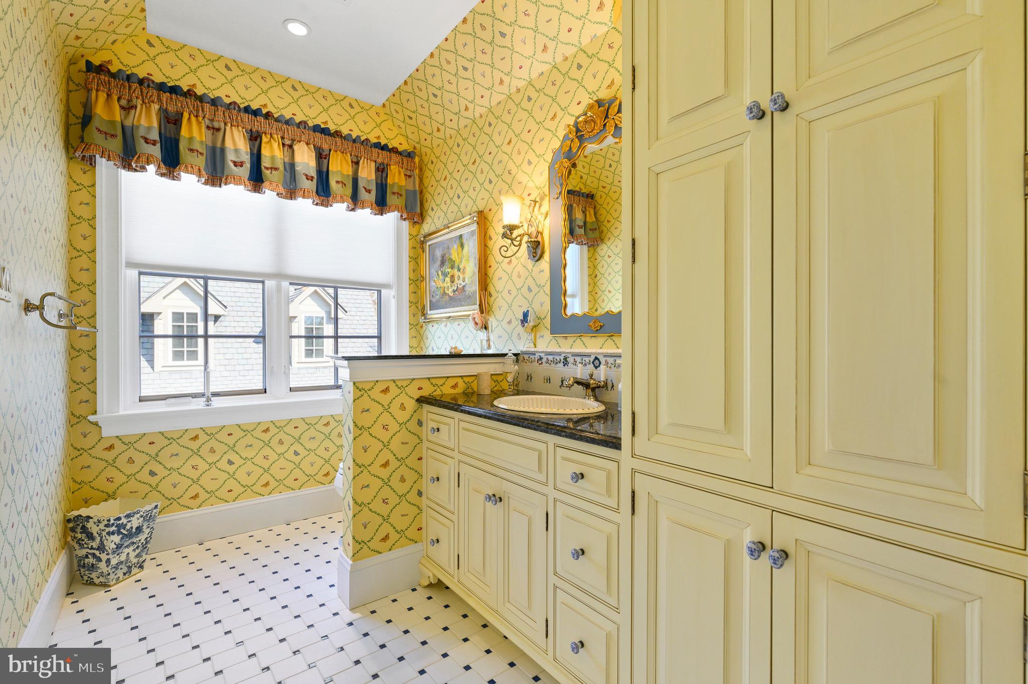 WINFIELD - Residential