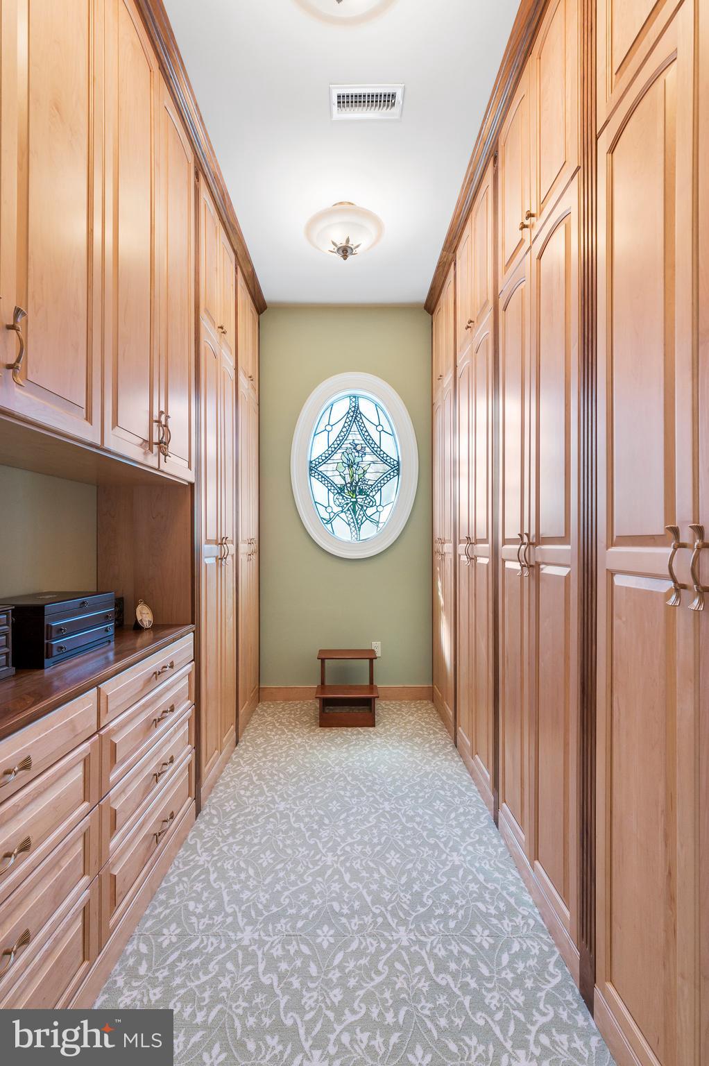 WINFIELD - Residential