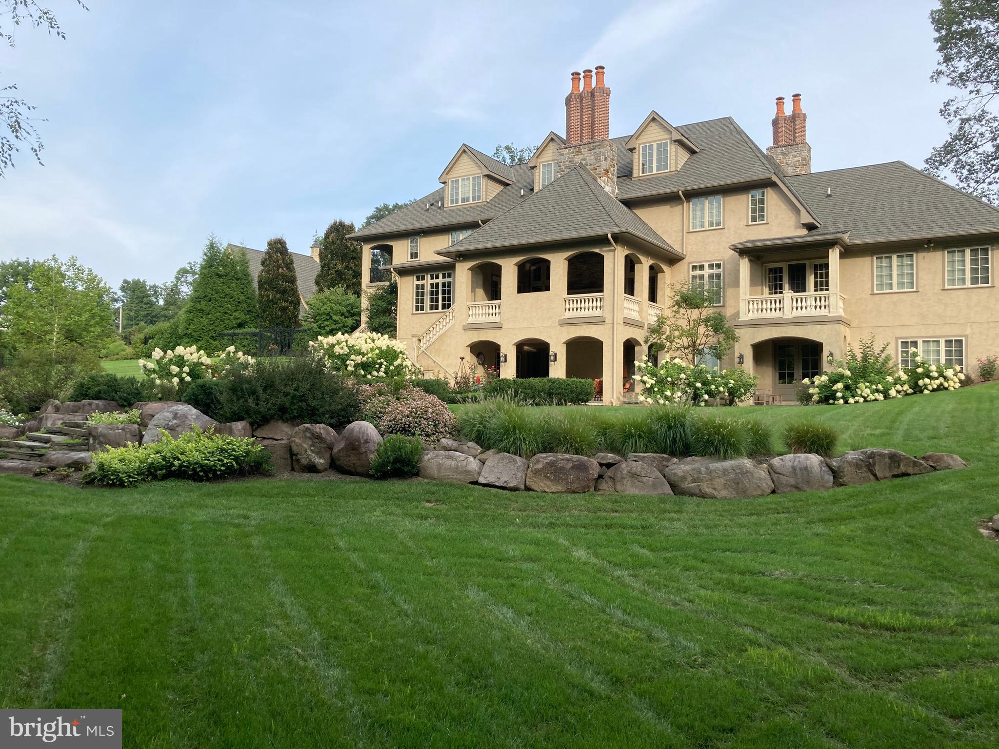 WINFIELD - Residential