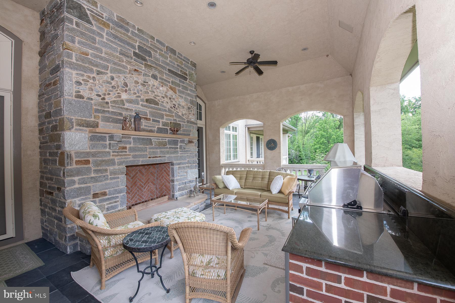 WINFIELD - Residential