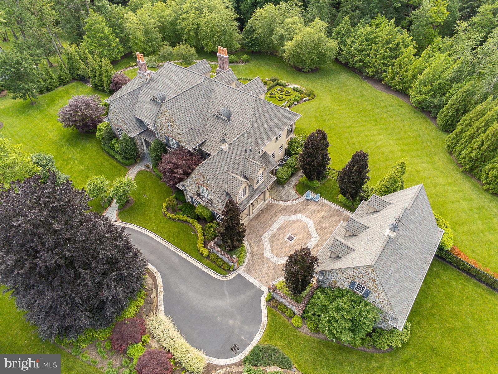 WINFIELD - Residential