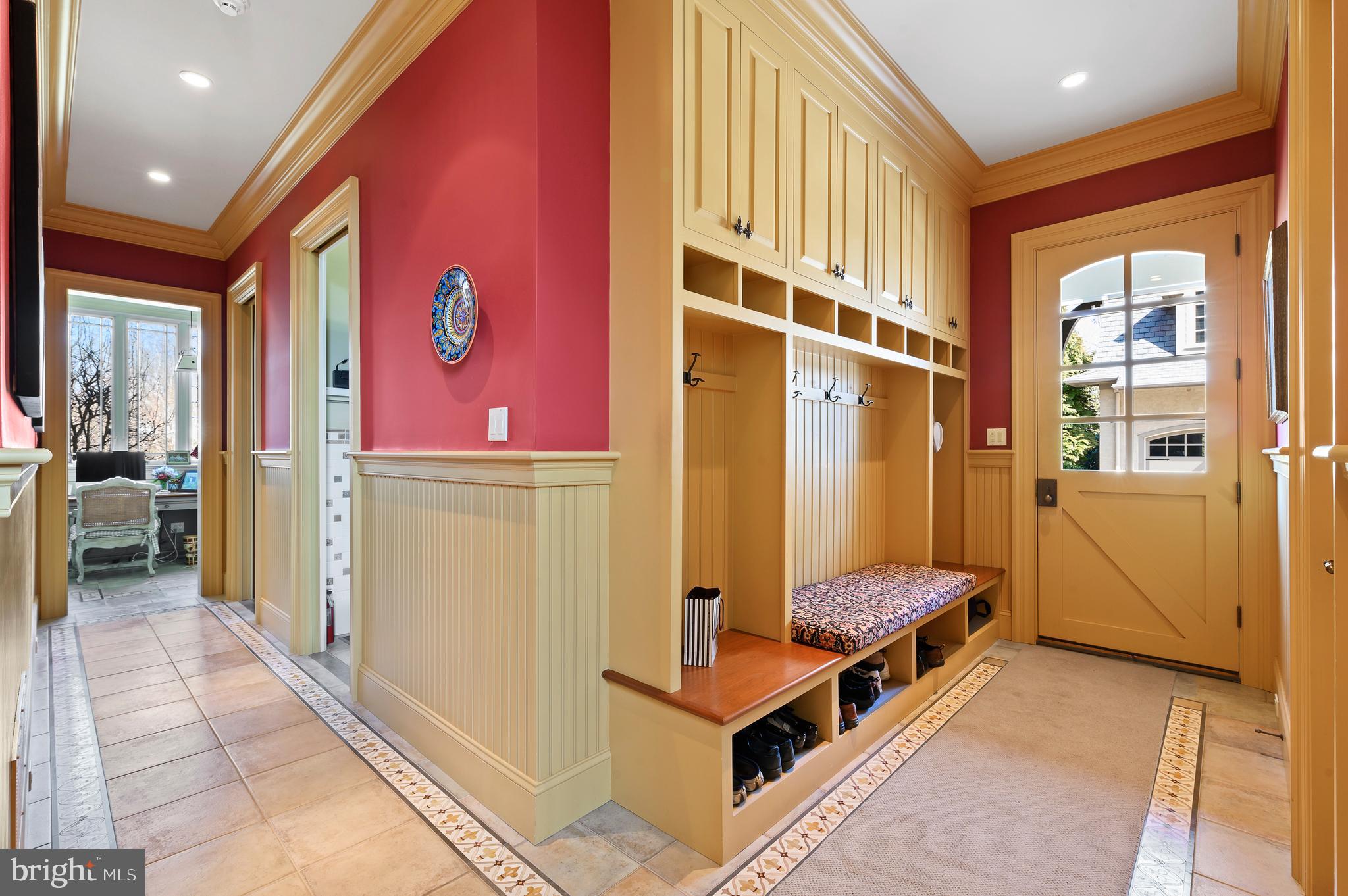 WINFIELD - Residential