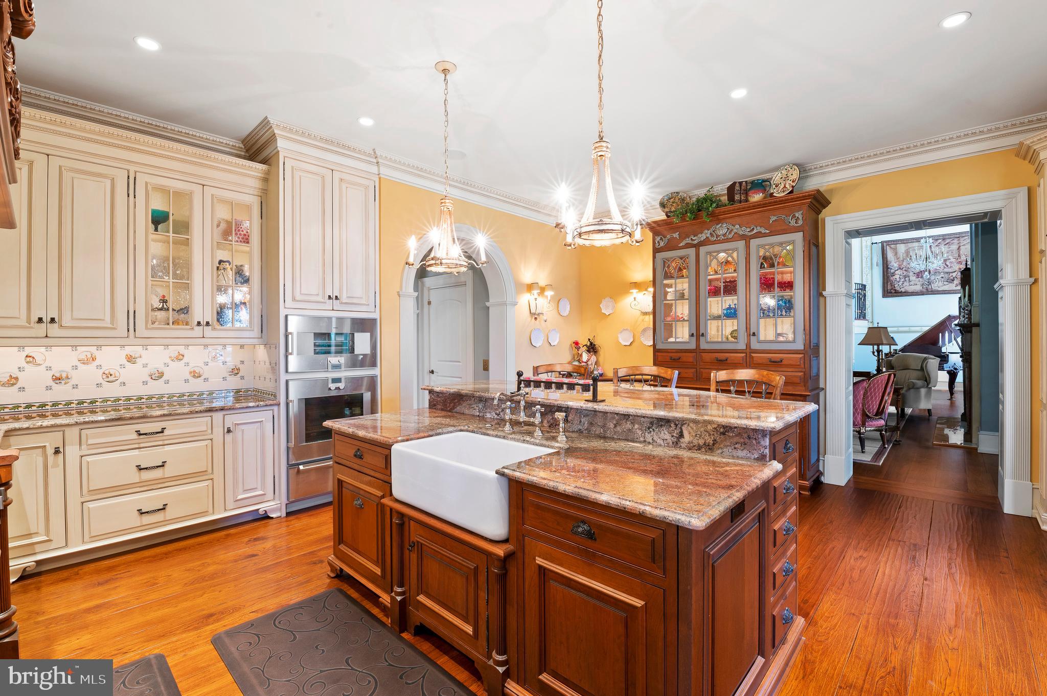 WINFIELD - Residential