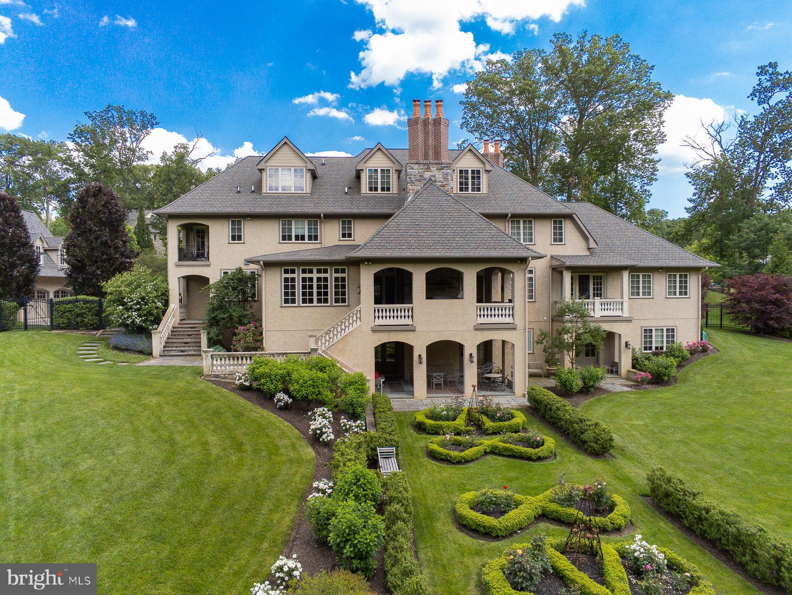 WINFIELD - Residential