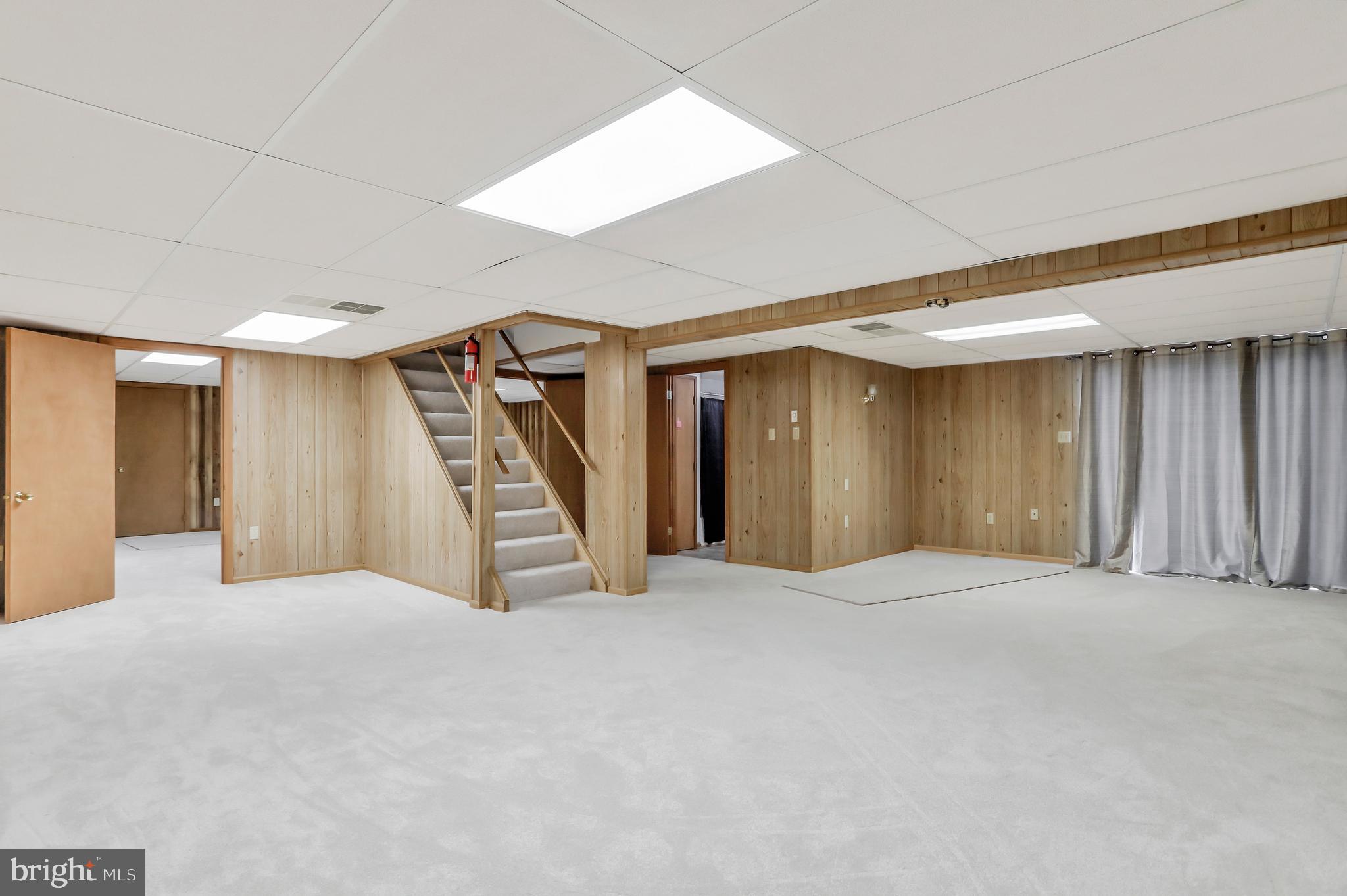 FAIRVIEW ACRES - Residential