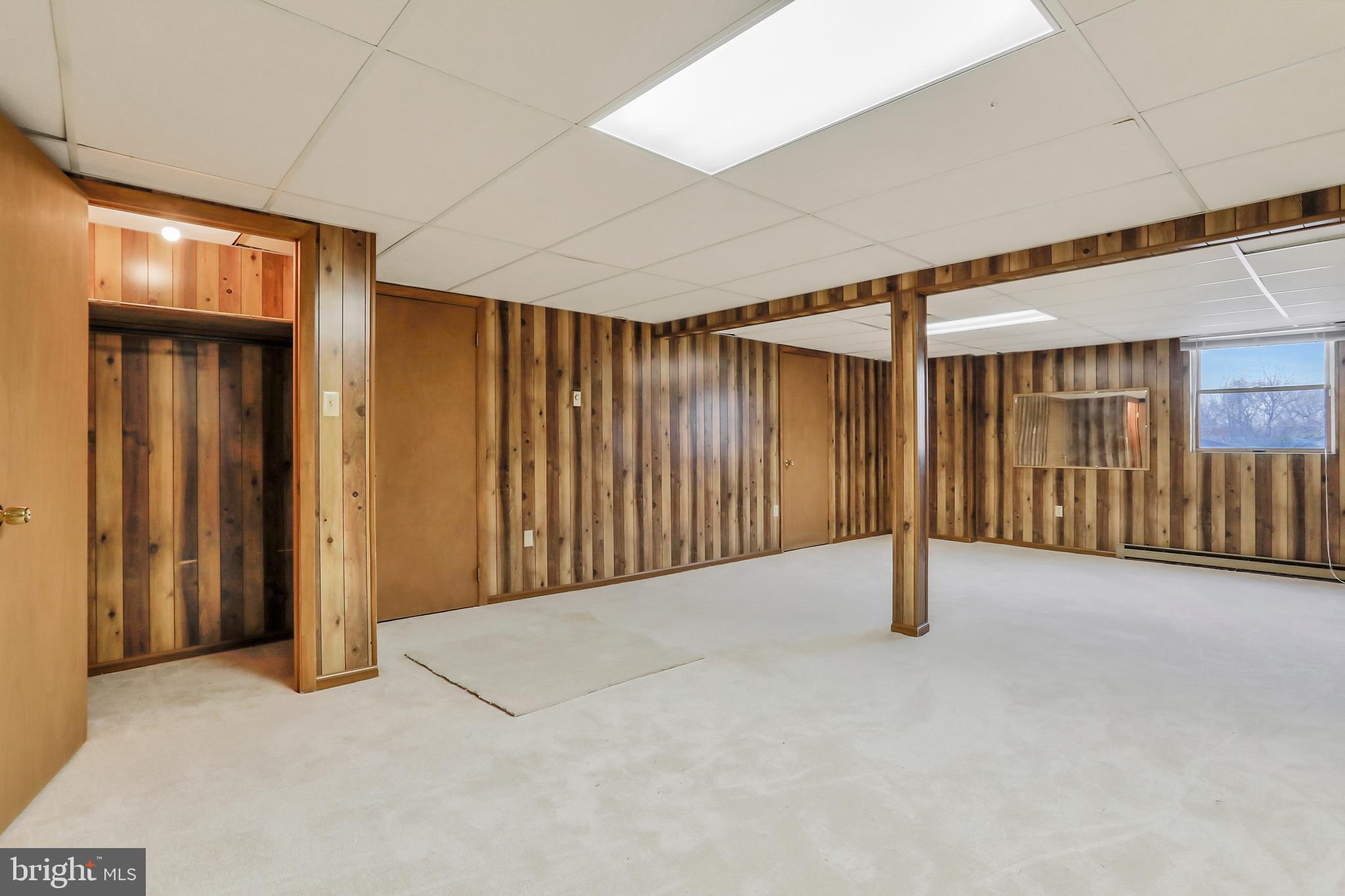 FAIRVIEW ACRES - Residential