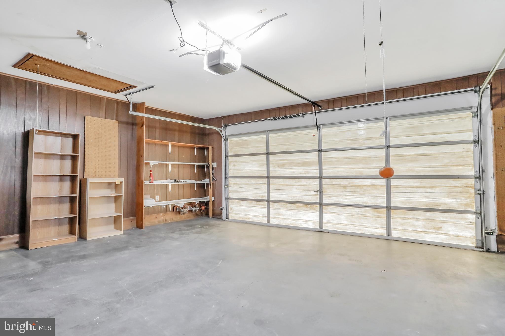 FAIRVIEW ACRES - Residential