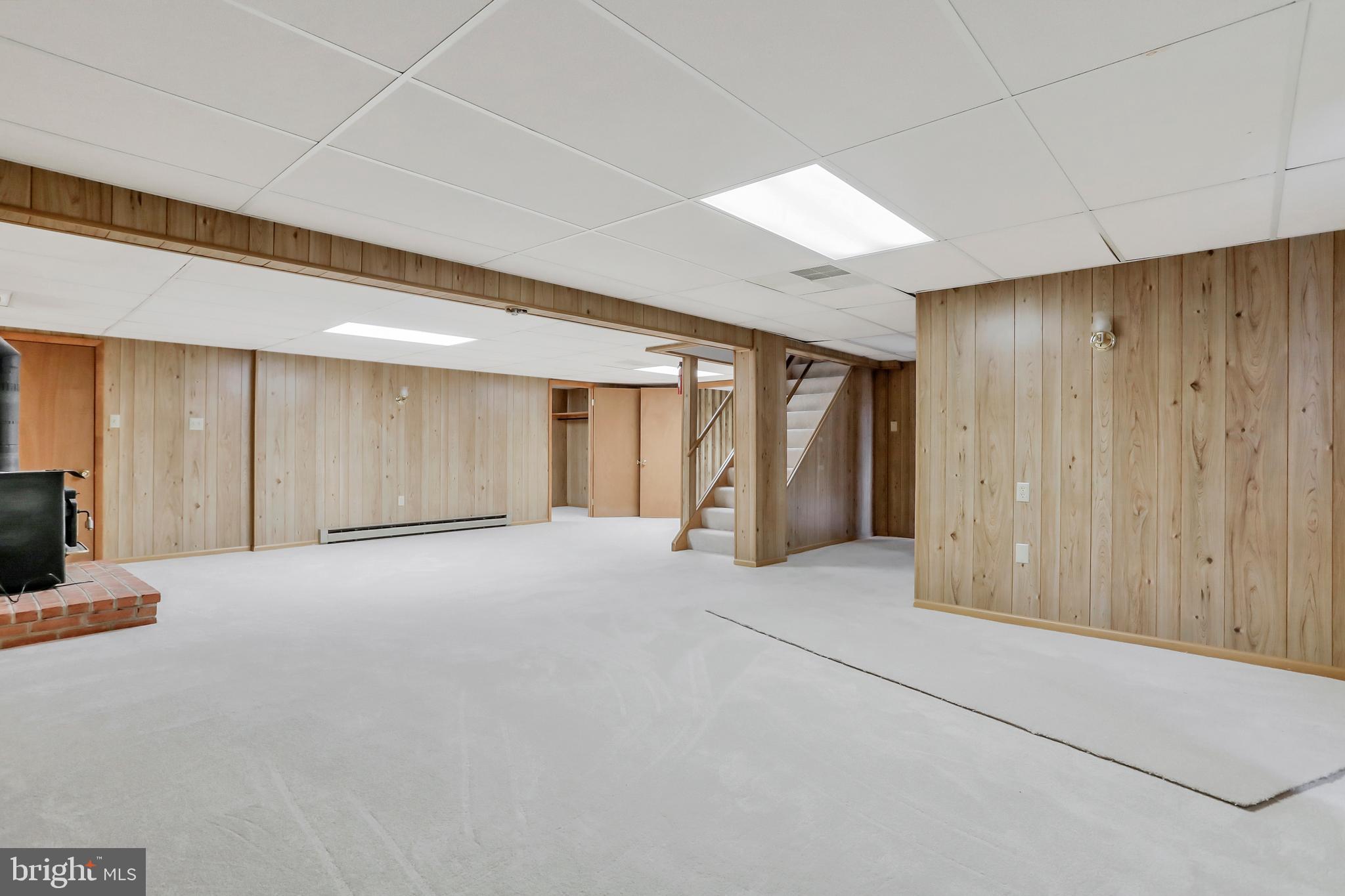 FAIRVIEW ACRES - Residential