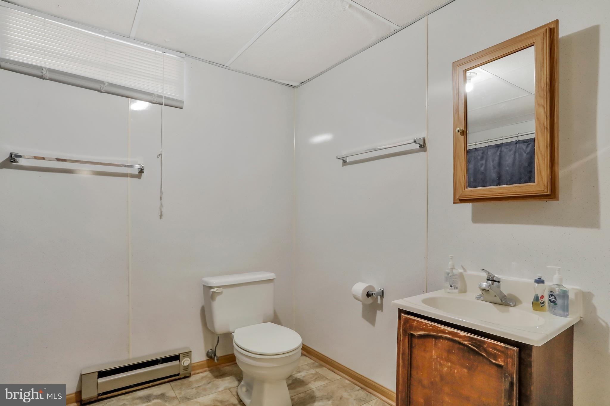 FAIRVIEW ACRES - Residential