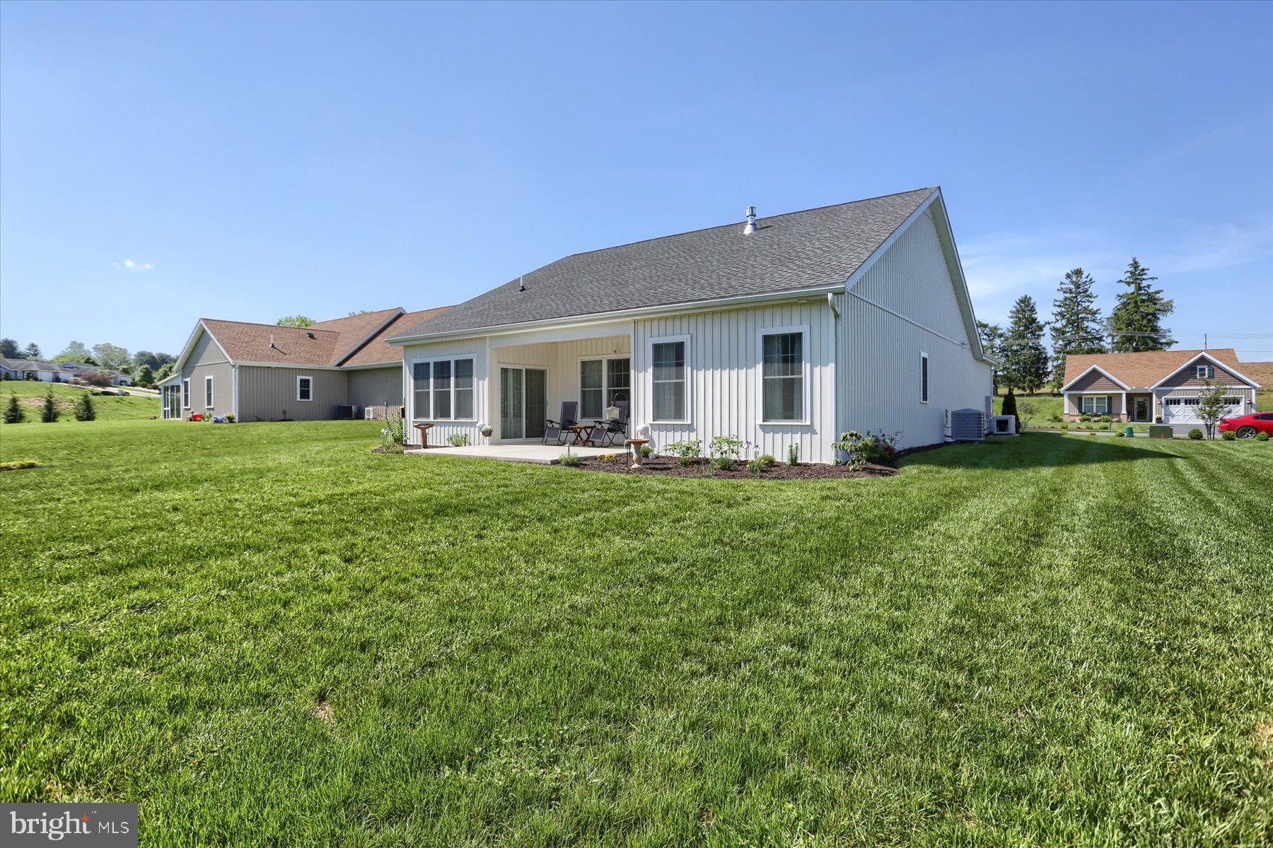 PENN NATIONAL GOLF COURSE COMMUNITY - Residential