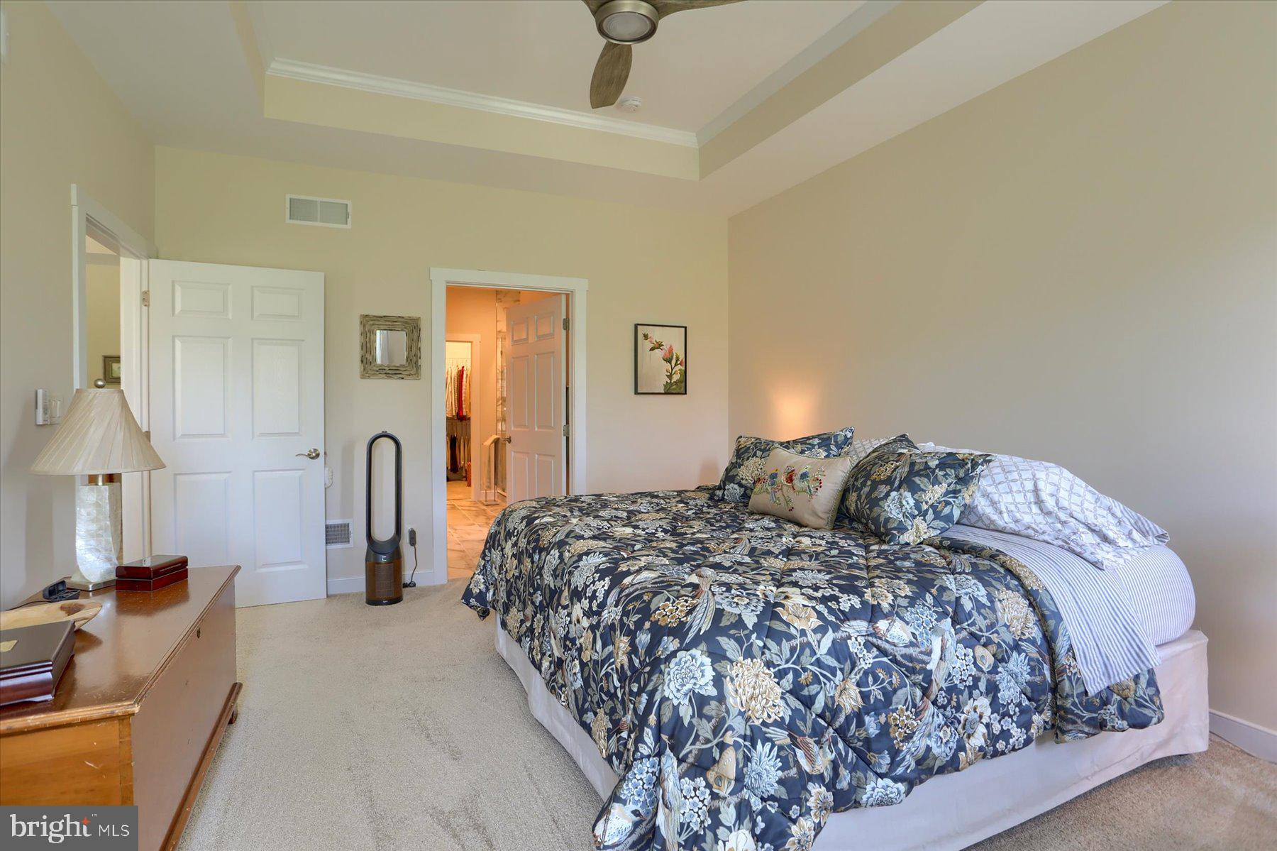 PENN NATIONAL GOLF COURSE COMMUNITY - Residential