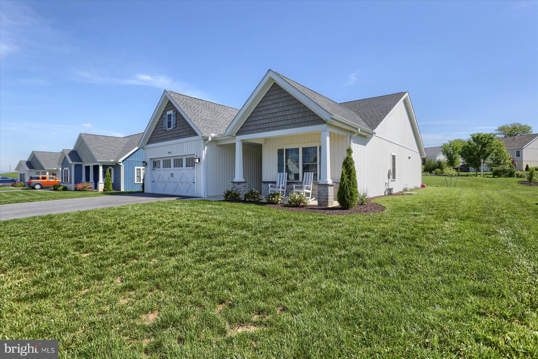 PENN NATIONAL GOLF COURSE COMMUNITY - Residential