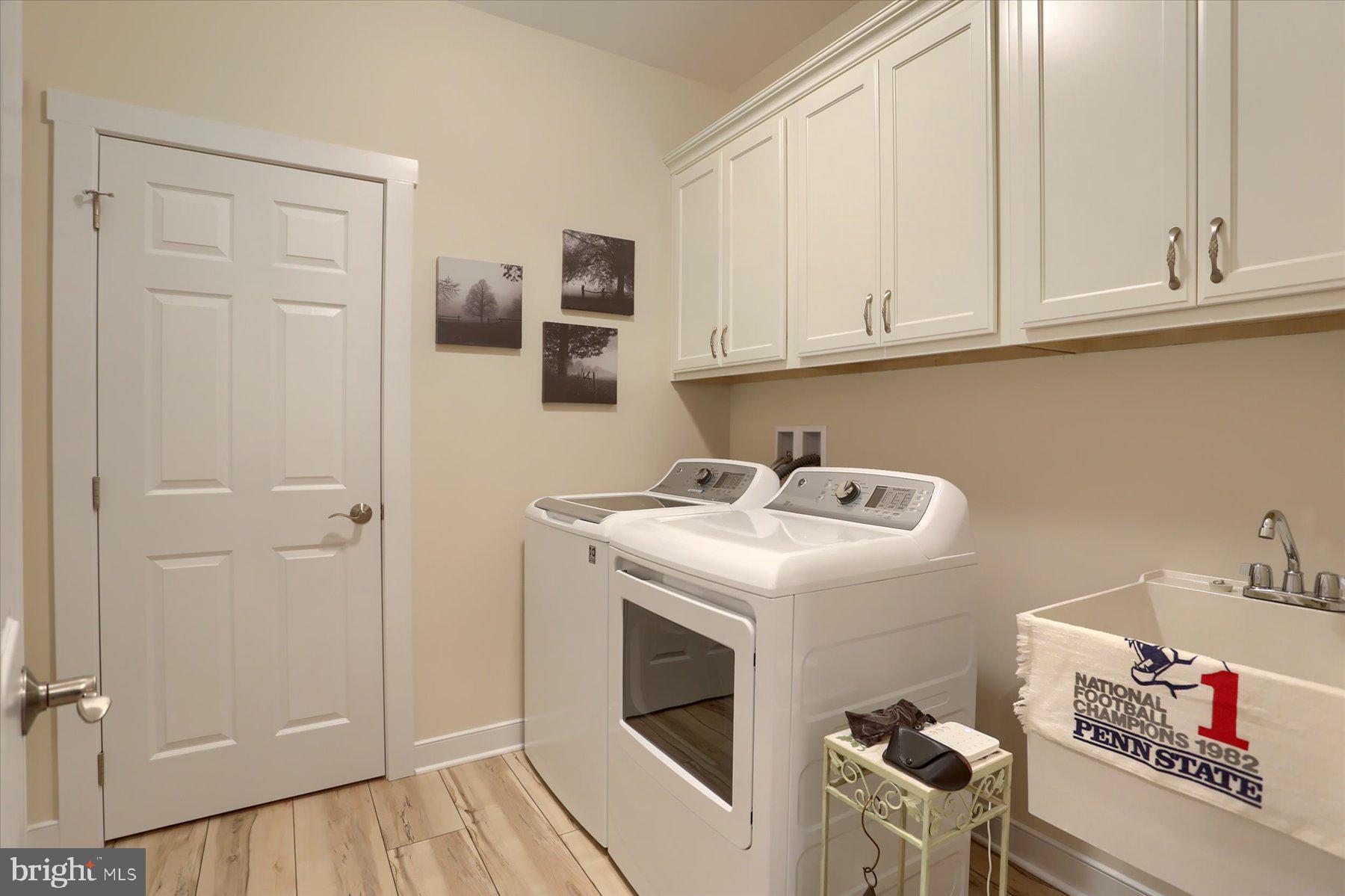 PENN NATIONAL GOLF COURSE COMMUNITY - Residential