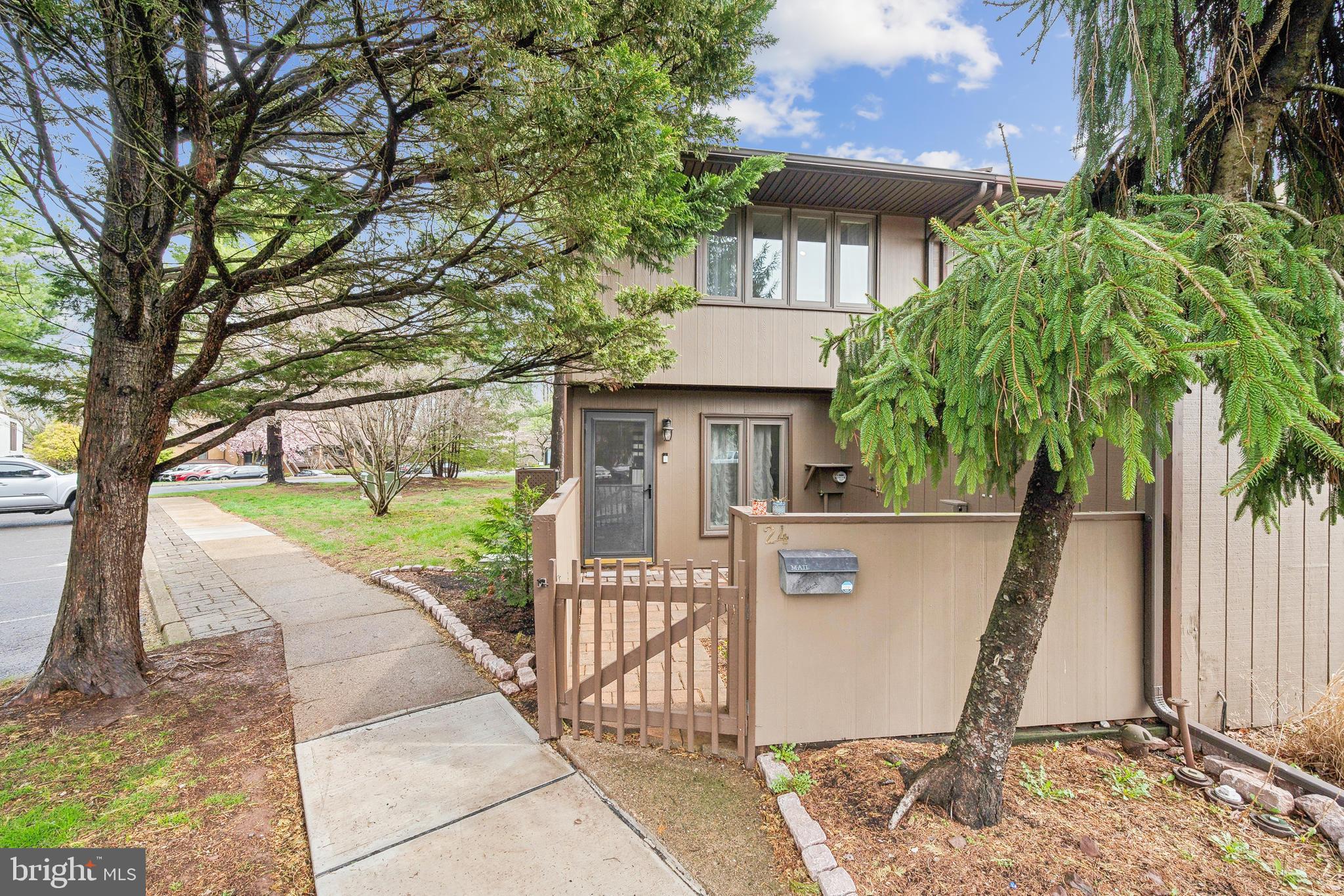 VILLAGE II - Residential