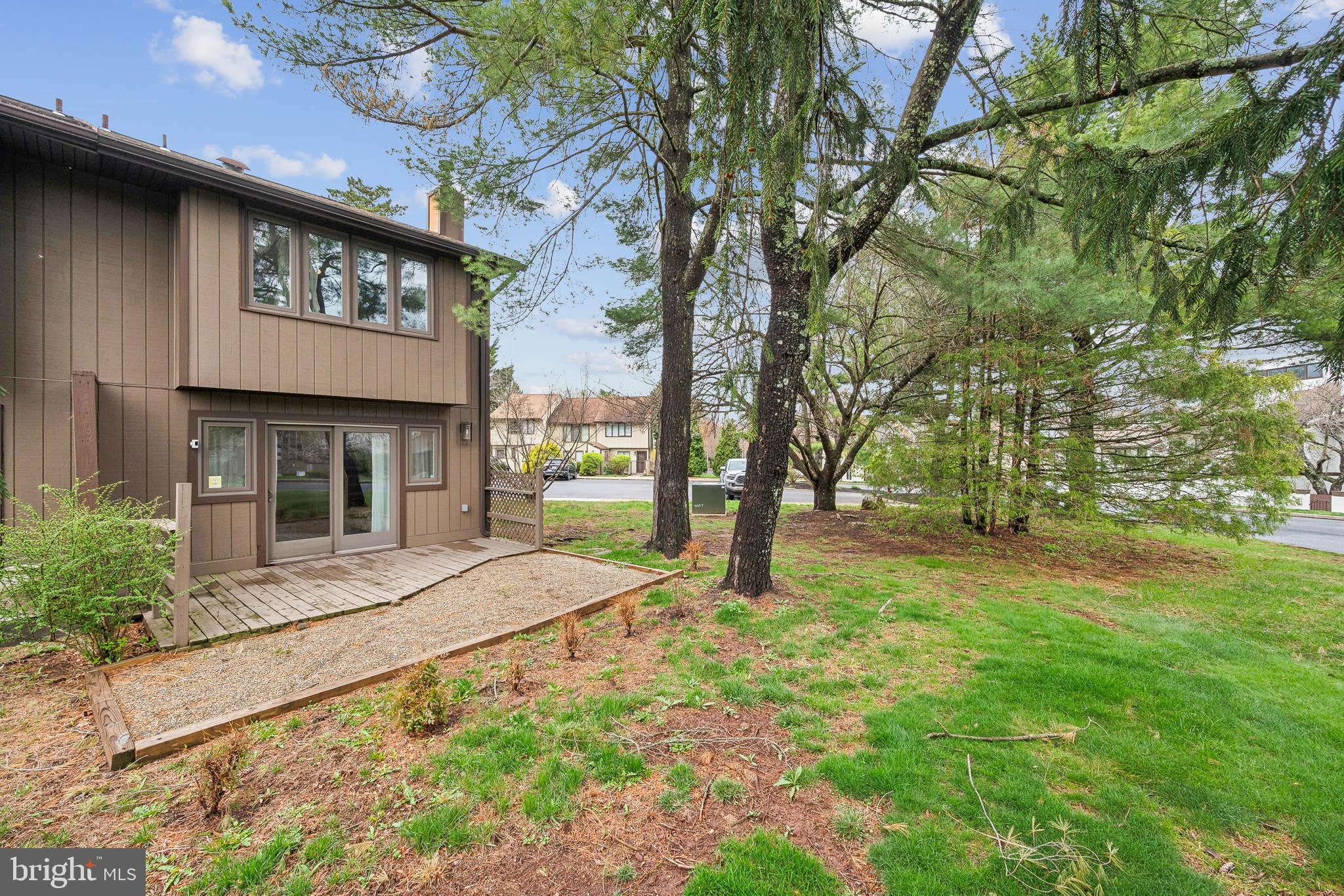 VILLAGE II - Residential