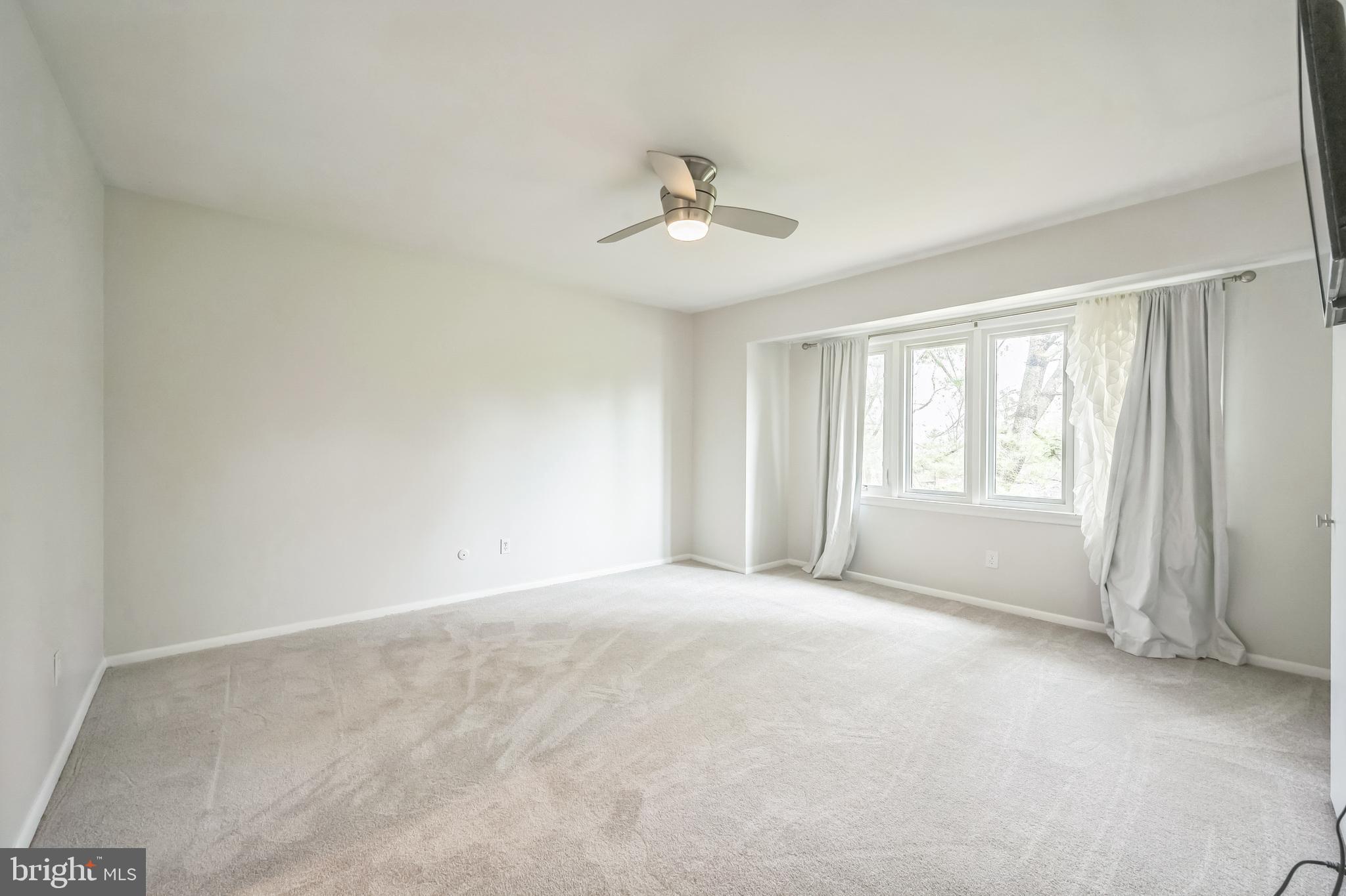 VILLAGE II - Residential