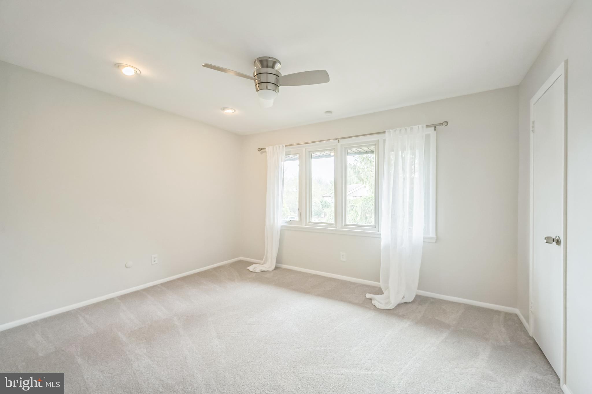 VILLAGE II - Residential