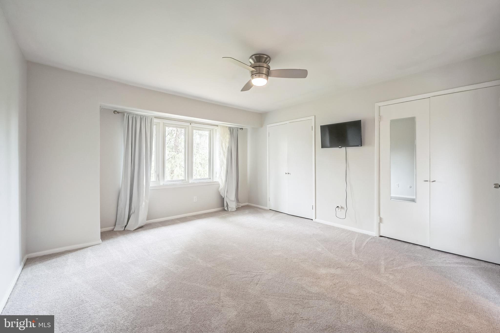 VILLAGE II - Residential