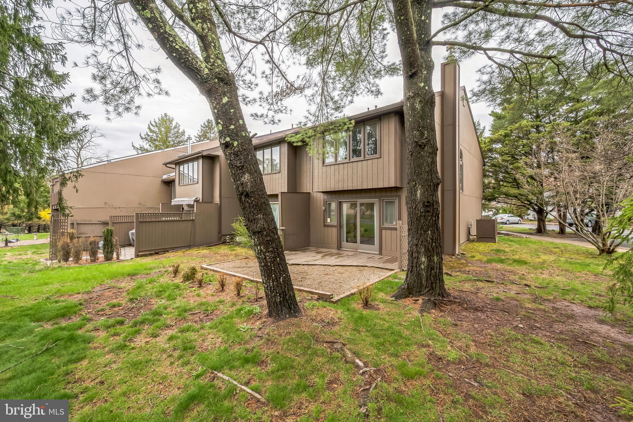 VILLAGE II - Residential