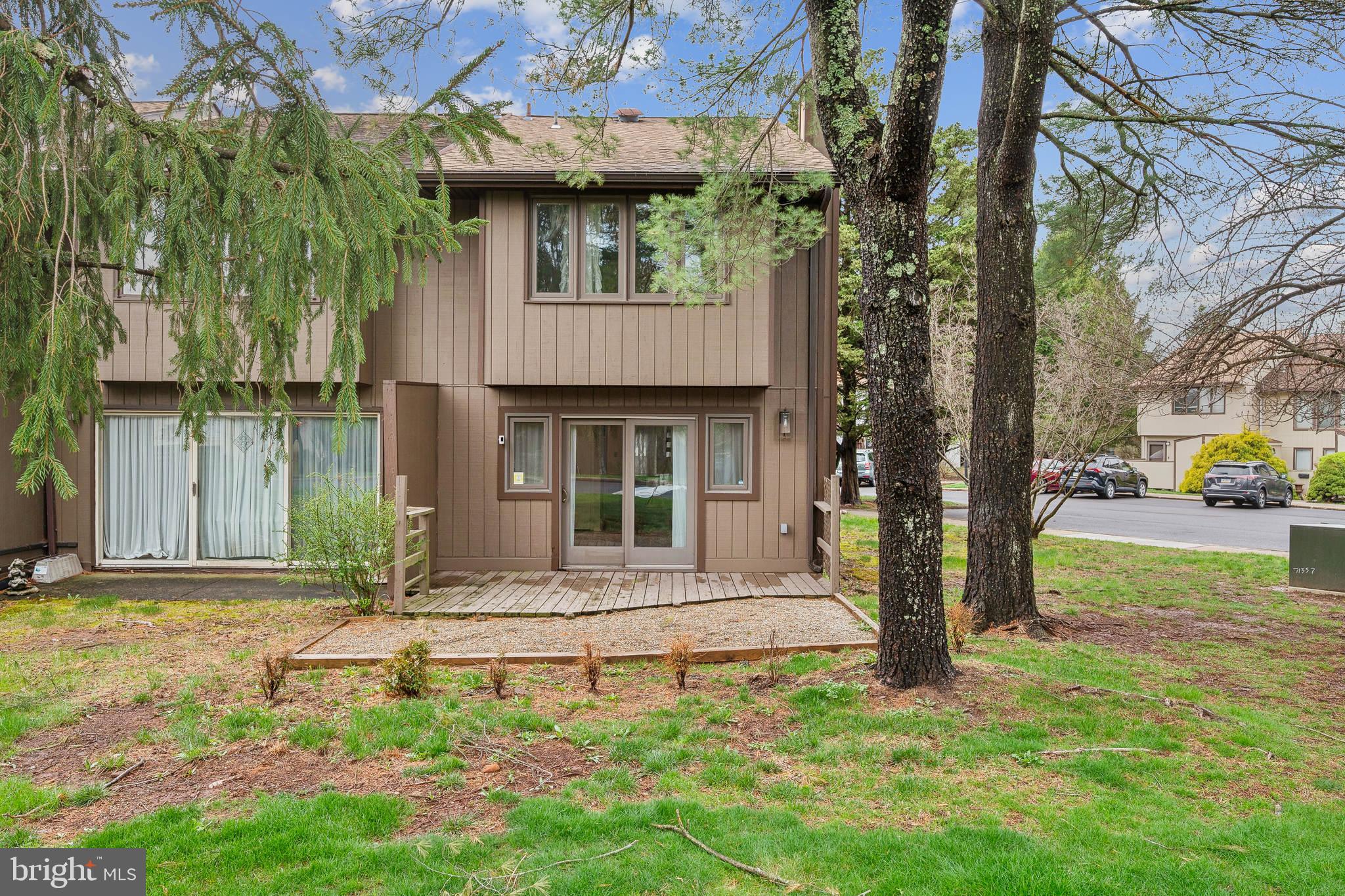 VILLAGE II - Residential