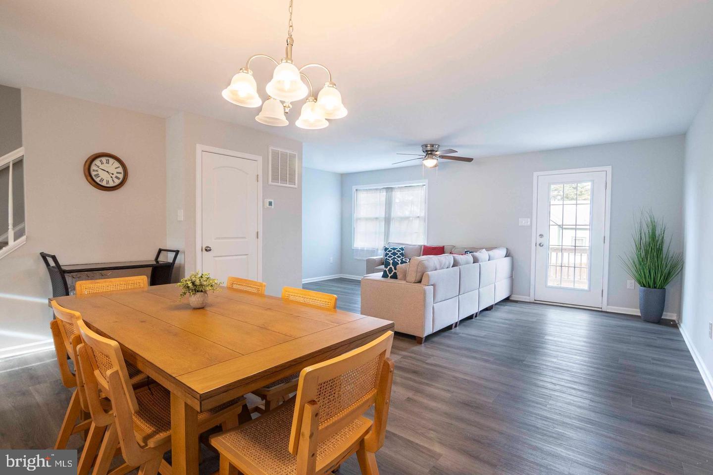 STEELE - Residential Lease