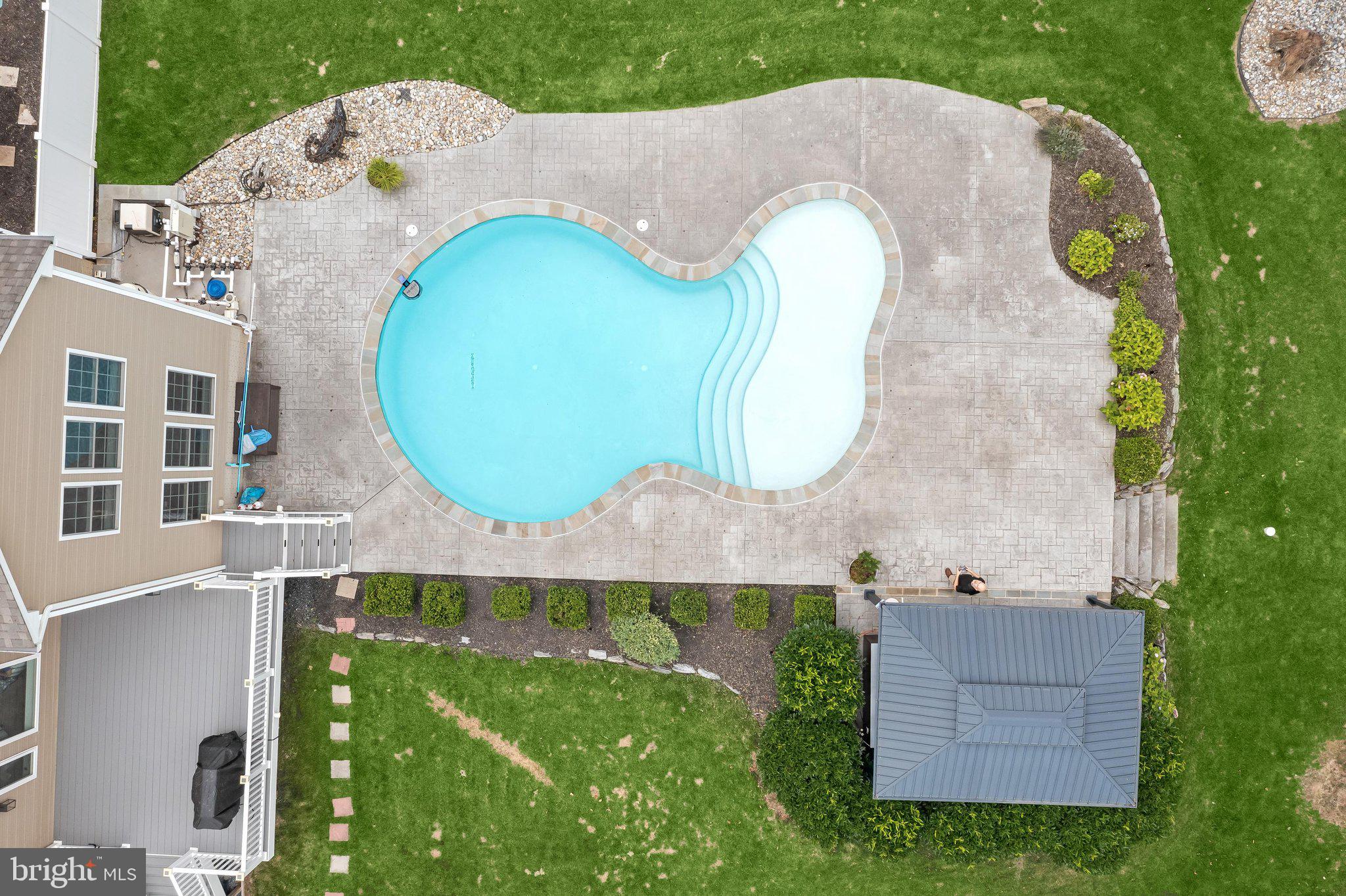12167 FULTON ESTATES COURT