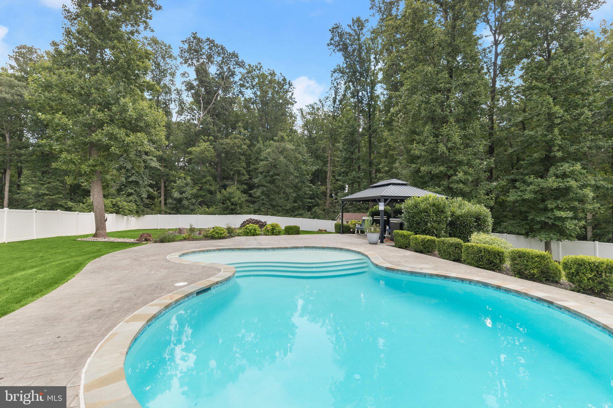 12167 FULTON ESTATES COURT